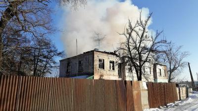 В Чучковском районе загорелся двухэтажный жилой дом